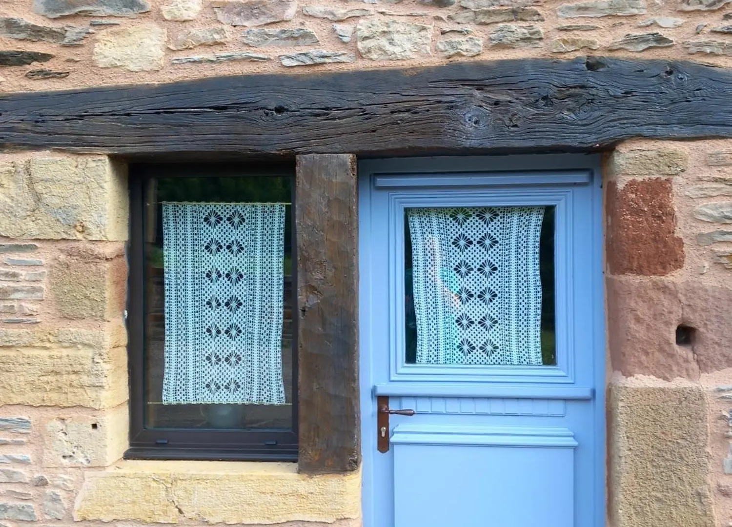 La Maison D Olivier Sebrazac 0*,